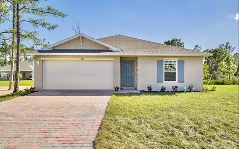 1924 NW 17th St, Cape Coral, FL 33909