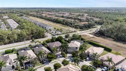 1626 Serrano Cir, Naples, FL 34105 photo 38