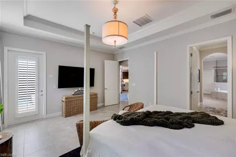 1626 Serrano Cir, Naples, FL 34105 photo 13