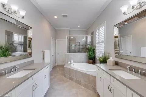 1626 Serrano Cir, Naples, FL 34105 photo 14