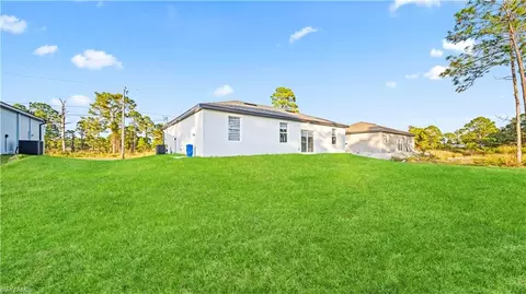539 Hutton St E, Lehigh Acres, FL 33974 photo 26