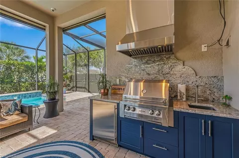 Kitchen - 2797 Amaranda Ct, Naples, FL 34114 photo 5 of 5