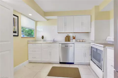 Kitchen - 5306 Martin St, Naples, FL 34113 photo 2 of 7
