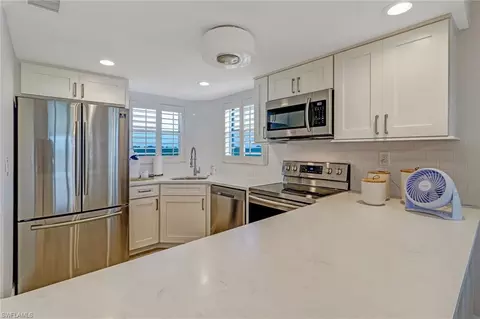 Kitchen - 21 High Point Cir E #601, Naples, FL 34103 photo 2 of 4