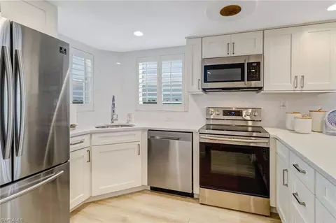 Kitchen - 21 High Point Cir E #601, Naples, FL 34103 photo 3 of 4