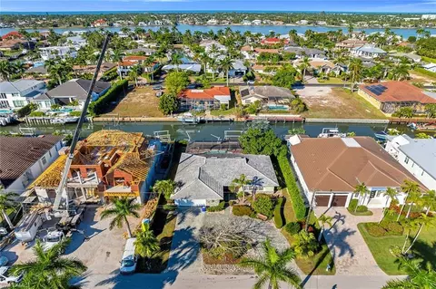 View/Area - 2170 Snook Dr, Naples, FL 34102 photo 3 of 10