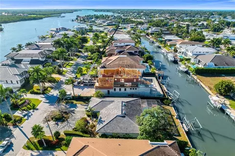 View/Area - 2170 Snook Dr, Naples, FL 34102 photo 5 of 10