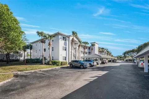 7842 Regal Heron Cir #201, Naples, FL 34104