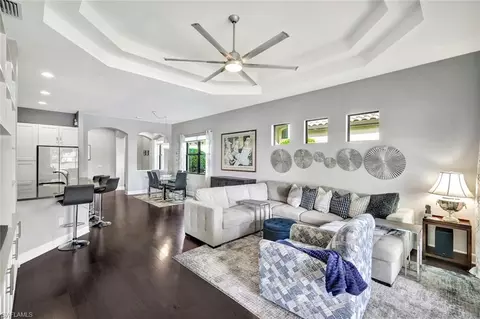 9492 Isla Bella Cir, Bonita Springs, FL 34135