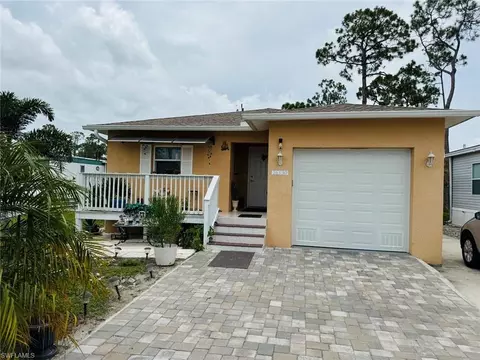26130 Colony Rd, Bonita Springs, FL 34135