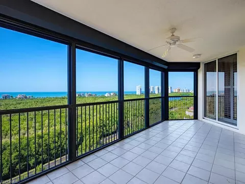 7425 Pelican Bay Blvd #1005, Naples, FL 34108
