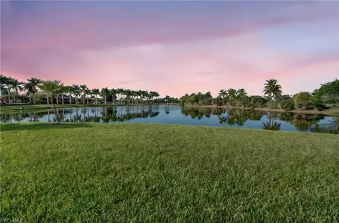1544 Mainsail Dr #10, Naples, FL 34114