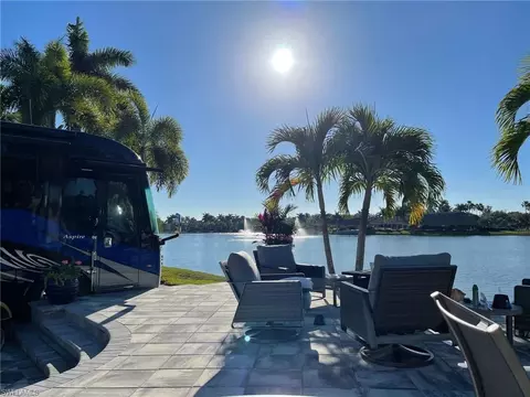 4735 Southern Breeze Dr, Naples, FL 34114
