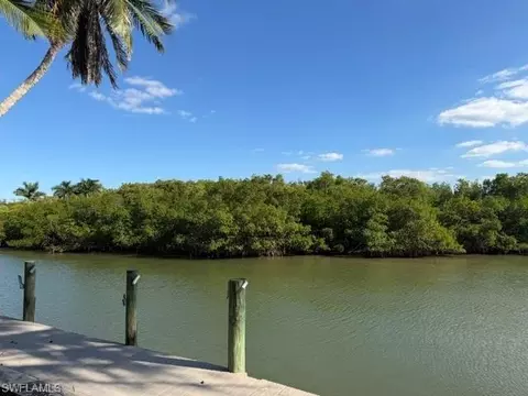 View/Area - 2195 Sheepshead Dr, Naples, FL 34102 photo 2 of 7