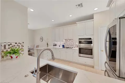 4748 Cerromar Dr, Naples, FL 34112 photo 12