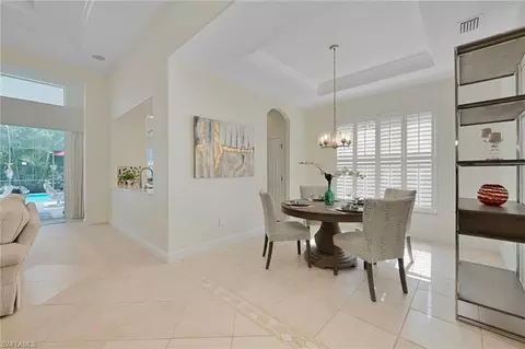 4748 Cerromar Dr, Naples, FL 34112 photo 9