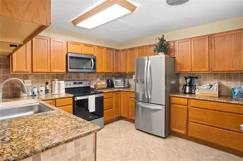 15437 Crystal Lake Dr, North Fort Myers, FL 33917