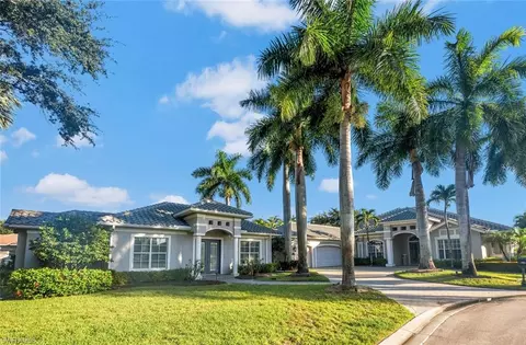 2989 Saint Barnabas Ct, Naples, FL 34105