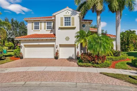 2212 Vardin Pl, Naples, FL 34120