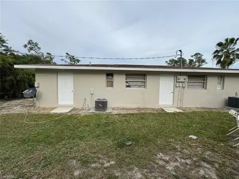 5317 Fleming St, Naples, FL 34113
