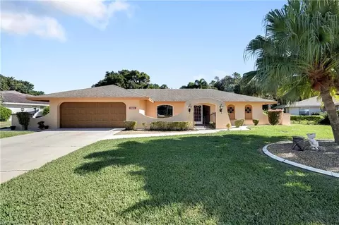 4240 Perth Ct, North Fort Myers, FL 33903
