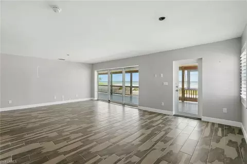 5557 Estero Blvd, Fort Myers Beach, FL 33931