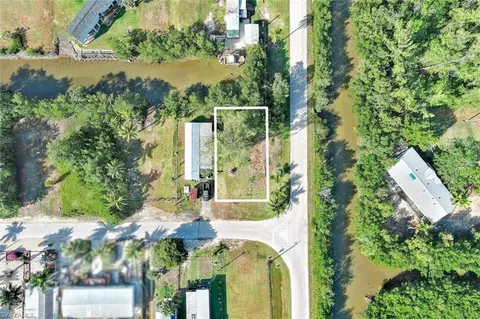 102 Egret Ln, Everglades City, FL 34139