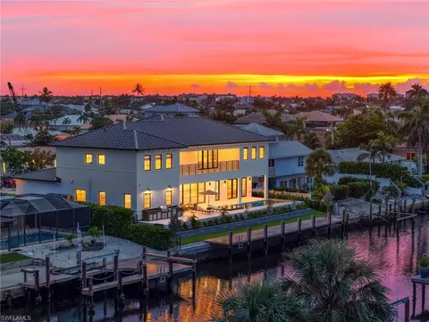 839 Chestnut Ct, Marco Island, FL 34145
