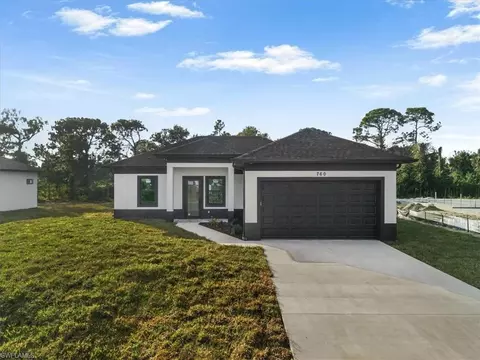 766 Bianca Ave S, Lehigh Acres, FL 33974