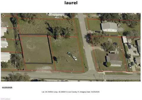 1115 Laurel Dr, North Fort Myers, FL 33917