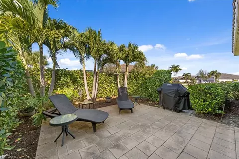 Exterior - 19780 Beverly Park Rd, Estero, FL 33928 photo 7 of 11