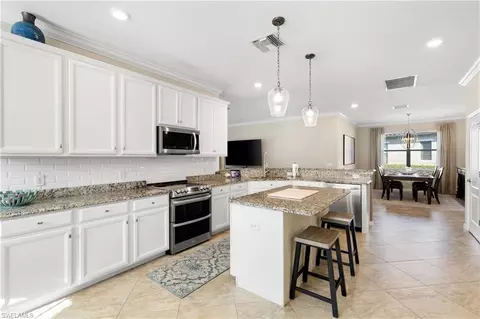 Kitchen - 4698 Abaca Cir, Naples, FL 34119 photo 3 of 3