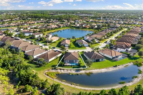 View/Area - 4698 Abaca Cir, Naples, FL 34119 photo 2 of 6
