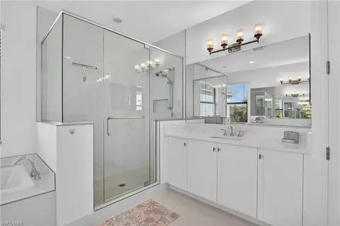 Bath - 20908 Thistle Leaf Ln, Estero, FL 33928 photo 4 of 7