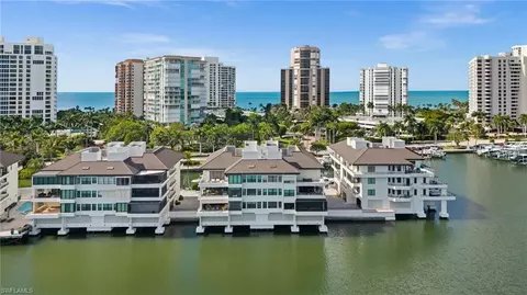 4400 Gulf Shore Blvd N #5-504, Naples, FL 34103