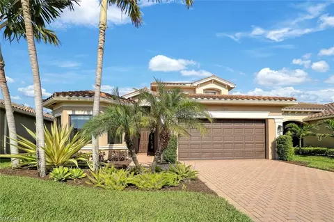 13820 Luna Dr, Naples, FL 34109
