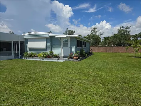 Exterior - 9 Moonstone Cir, Naples, FL 34112 photo 4 of 8