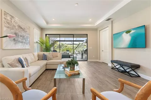 15198 Tolmino St, Naples, FL 34114