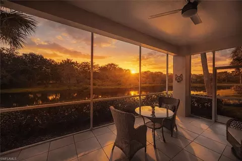 7797 Hawthorne Dr #2802, Naples, FL 34113