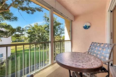 170 Turtle Lake Ct #304, Naples, FL 34105