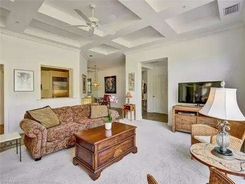 210 2nd St S #1C, Naples, FL 34102