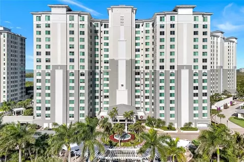 275 Indies Way #1606, Naples, FL 34110