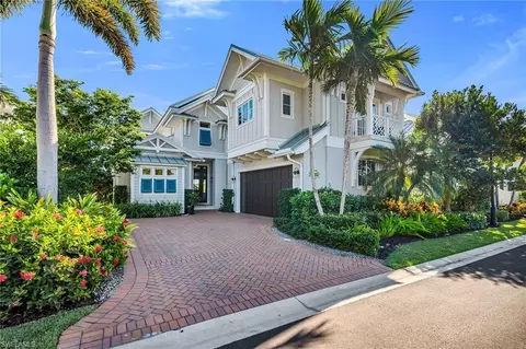 185 15th St S, Naples, FL 34102