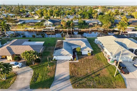 1433 SE 28th Ter, Cape Coral, FL 33904