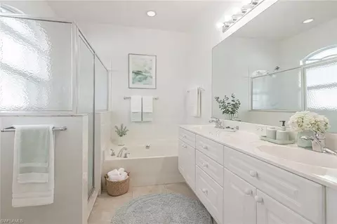 Bath - 2103 Crestview Way, Naples, FL 34119 photo 1 of 3