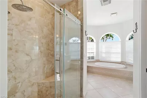 Bath - 3948 Ruxton Rd, Naples, FL 34116 photo 2 of 3
