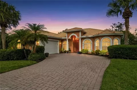 Exterior - 3948 Ruxton Rd, Naples, FL 34116 photo 6 of 7