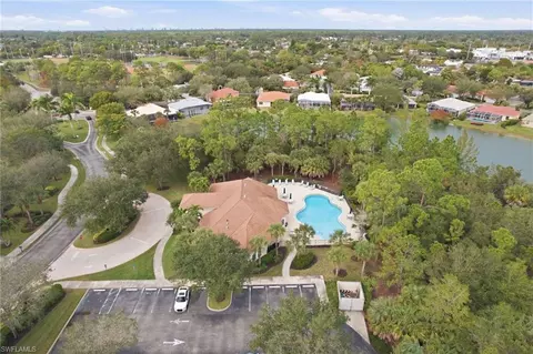 View/Area - 3948 Ruxton Rd, Naples, FL 34116 photo 4 of 6