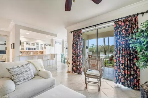 8555 Naples Heritage Dr #216, Naples, FL 34112