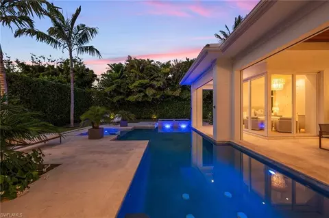 Exterior - 655 Starboard Dr, Naples, FL 34103 photo 17 of 19